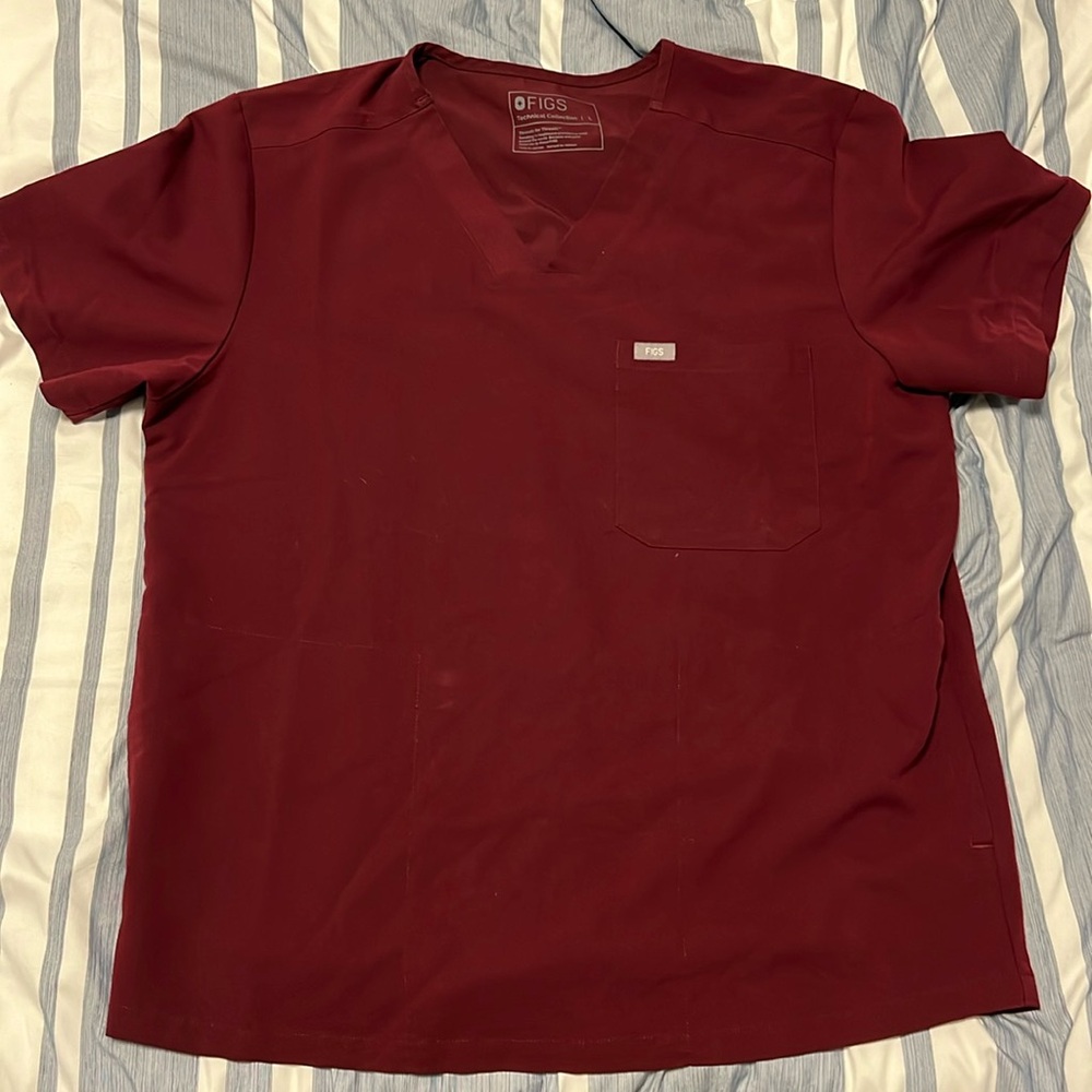 Figs Chisec 3 Pocket Scrub Top Size L, Maroon